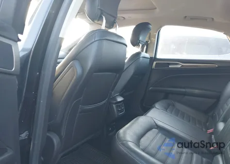 2013 Ford Fusion Hybrid Se z USA, uszkodzony, nr VIN 3FA6P0LU3DR351906